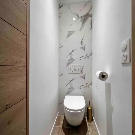 Escapade Berckoise, Lägenhet